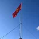 Festflagget er den største utgaven av Kongeflagget. Det er 5,4 x 4 meter stort. Handoutbilde fra Det kongelige hoff. Publisert 17. mai 2020. Bildet er til redaksjonell bruk, ikke for salg. Foto: Sven Gj. Gjeruldsen, Det kongelige hoff